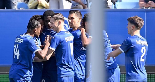Ligue 2 : Troyes dompte un Dunkerque à dix, le gros coup de Reims