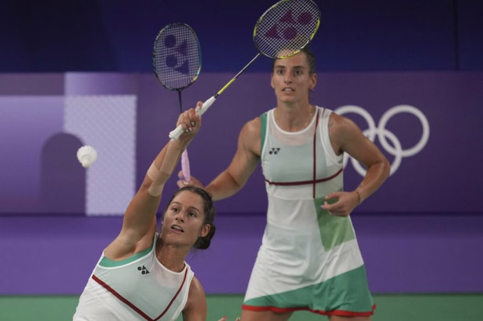 I fratelli Popov avanzano in doppio e in singolare. Le sorelle Stoeva in semifinale di doppio femminile agli Europei di badminton