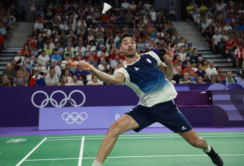 Badminton, fratelli Popov in evidenza in singolare e in doppio negli Europei 2026 a Huelva