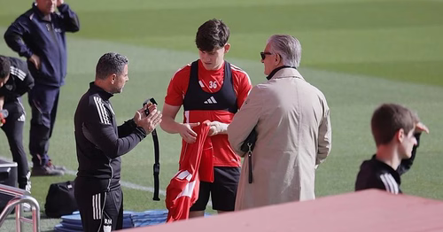 Del Nido Carrasco y Cordón arropan al Sevilla FC antes de la final contra el Atlético