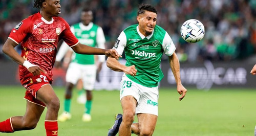 Ligue 2 : Saint-Étienne vient à bout de Dunkerque et revient à une longueur de Troyes