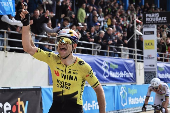 La victoria más revitalizante de Van Aert y su emotiva dedicatoria: “Perderle causó muchísimo dolor a todos”
