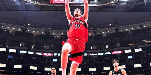 "Großer Schritt nach vorne": Jakob Pöltl und die Raptors schaffen es ins NBA-Playoff