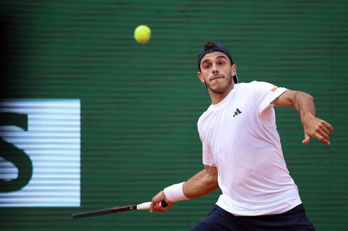 Francisco Cerúndolo ganó de manera contundente y ya está en los cuartos de final del ATP 500 de Múnich