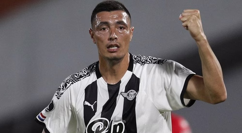 Óscar Cardozo termina carreira aos 42 anos