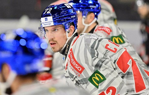 Hockey sur glace : Pierre Crinon encore expulsé pour un mauvais geste sur la glace lors du match 4 de la finale