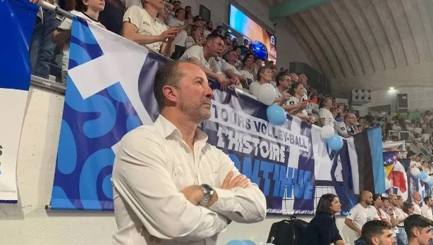 Cette saison du Tours Volley Ball, "c'est un coup dur" estime François Bruneau, le président du TVB