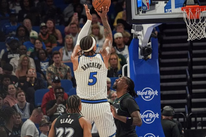 NBA, Phoenix Suns e Orlando Magic ai playoff: eliminati Golden State e Charlotte – SPORTFACE.IT