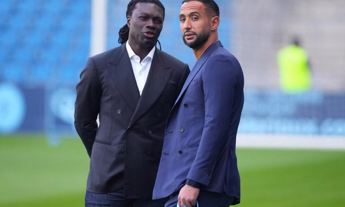 Ex-OM : Bafétimbi Gomis, vers une reconversion à la tête de l’ESTAC ?