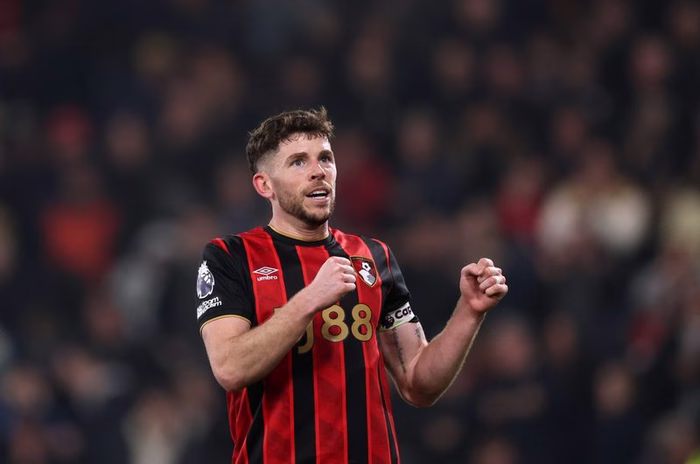 Aston Villa will ablösefreien Premier-League-Star aus Bournemouth verpflichten