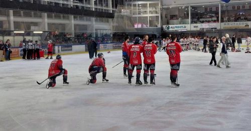 Hockey sur glace : les Drakkars de Caen échouent en finale de D1 face à Cholet, résultat cruel après un match fou