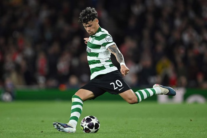 Acht Premier-League-Klubs wollen Maxi Araujo: Aston Villa im Rennen um Sporting-Star