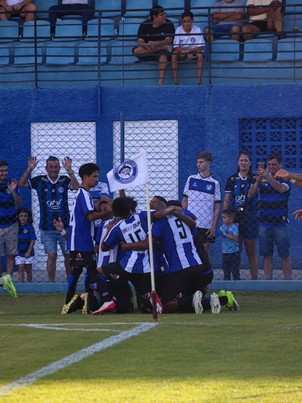 Tubarão goleia Juventus e assume liderança da Série B do Catarinense