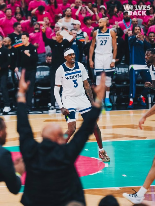 Timberwolves x Spurs: Wolves vencem jogo 1 da semifinal da NBA
