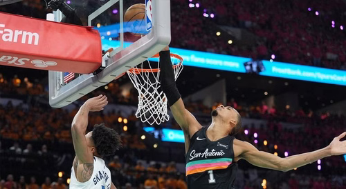 Wembanyama bate recorde de ‘abafanços’ em play-offs da NBA, mas Spurs perdem