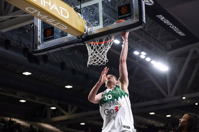 Basket, Zalgiris e Valencia vincono gara-3 nei Playoff di Eurolega e riaprono la serie