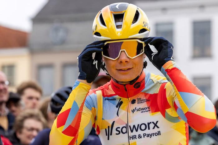 Vuelta España Femenina 2026, Lotte Kopecky conquista tappa e maglia. Sul podio Paternoster