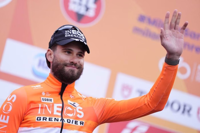 Le scelte della Netcompany Ineos per il Giro d’Italia: il tandem Arensman-Bernal per la generale. Ganna punta alla crono