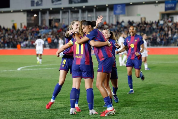 Barça femenino - Levante UD, en directo hoy: sigue el partido de la Liga F Moeve, en vivo