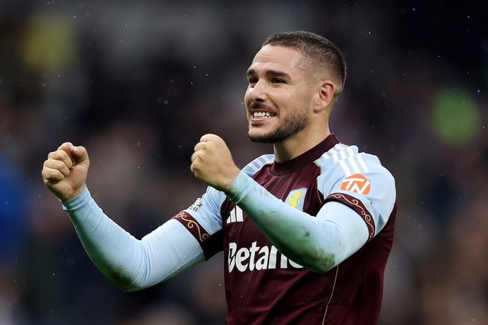 🔥 Buendia INCONTENIBILE in Aston Villa-Forest: assist 🤩 e rigore da 👏🏻!