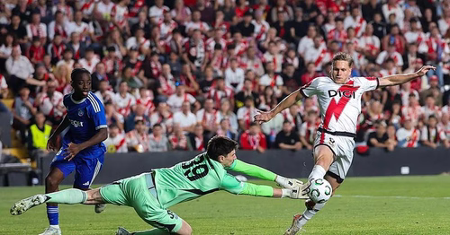 Estrasburgo - Rayo: horario, canal de televisión y dónde ver online hoy el partido de Conference League