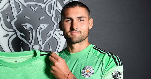 La pesadilla de Fran Vieites: de jugar en Europa con el Betis a bajar a Tercera con el Leicester sin disputar un solo minuto