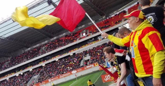 "On ne souhaite pas que Le Mans monte en Ligue 1" : les supporters de Laval un peu jaloux de la saison du club sarthois
