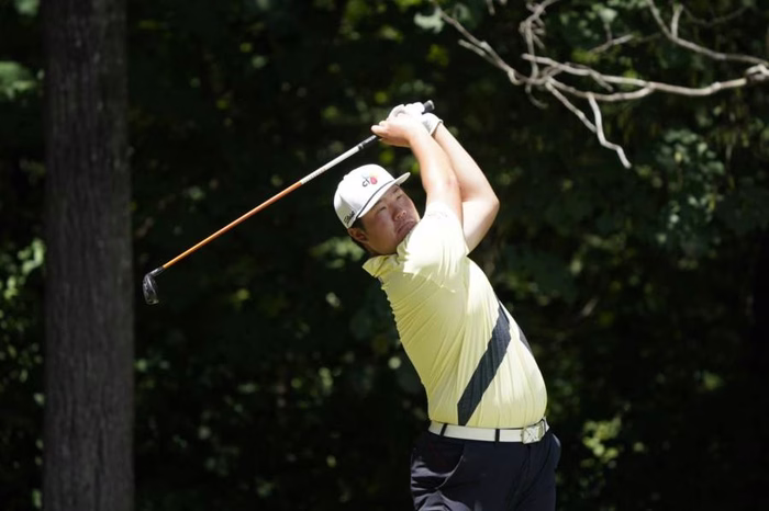 Golf, Im Sungjae vola al comando del Truist Championship a metà gara