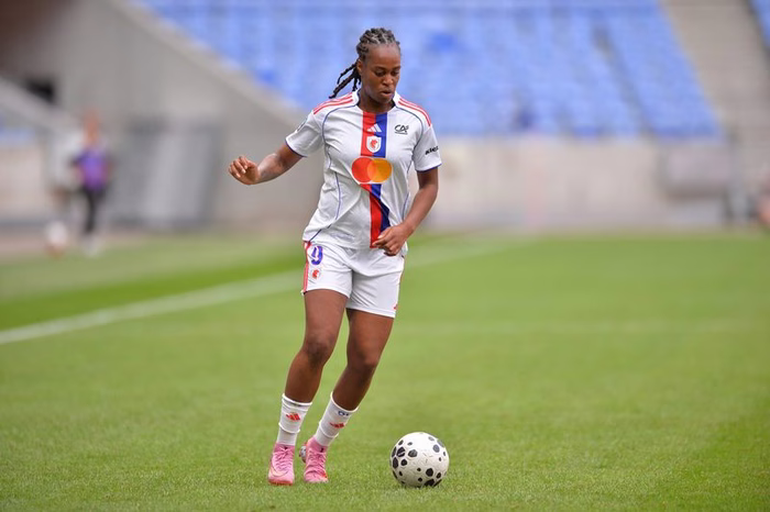 OL Lyonnes : Becho et Katoto d'entrée, Hegerberg sur le banc