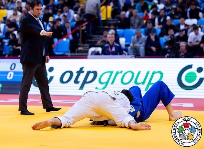 Guilherme Schimidt conquista prata no Grand Slam do Cazaquistão de judô