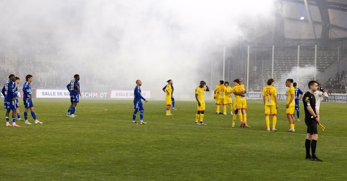34e journée : le SC Bastia relégué, une fin de match dans le chaos