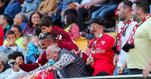 La afición del Sevilla FC agota las entradas para el partido ante el Villarreal CF en La Cerámica