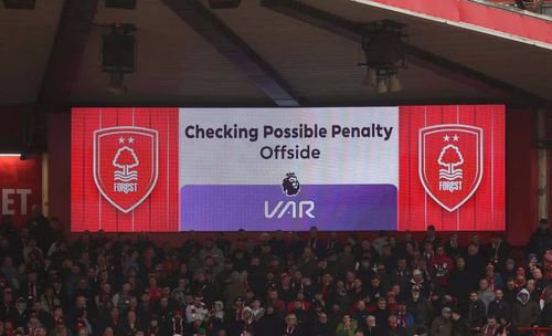 Mehr Macht für den VAR? Wie die Premier League darüber denkt