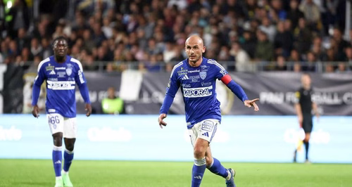 Bastia : le SCB démarre sa reconstruction, deux légendes poussées vers la sortie