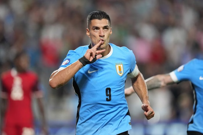 Suarez-Rückkehr zu WM? Uruguay-Coach sorgt für Paukenschlag