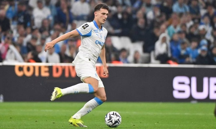 Mercato OM : Pavard prend une décision pour son avenir