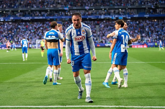 El Espanyol rompe 142 días de sequía con una victoria salvadora ante el Athletic