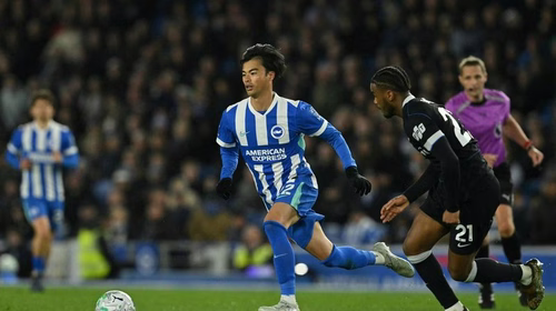 Kader Japan: Sechs Bundesliga