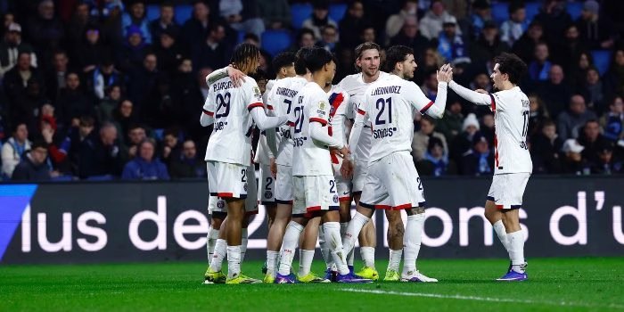 Le trophée de champion de France remis avant PFC / PSG ?