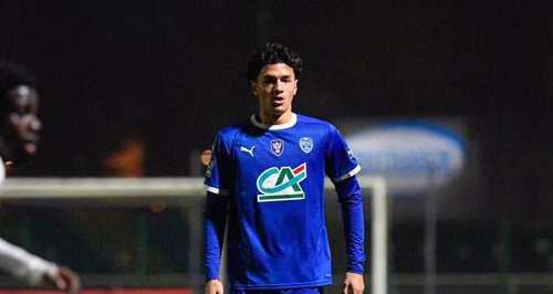 Troyes : promu en Ligue 1, l'ESTAC officialise une vague de premiers contrats pros