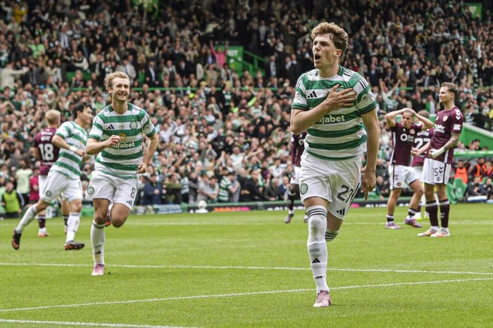 Doppelschlag zum Celtic-Glück: Sensationsmeisterschaft der Hearts knapp verhindert!