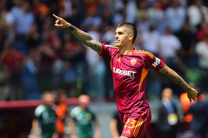 Mancini-Doppelpack! Roma gewinnt Stadtderby gegen Lazio
