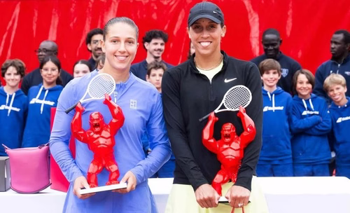 Keys abandona final por lesão e Parry conquista WTA 125 em casa