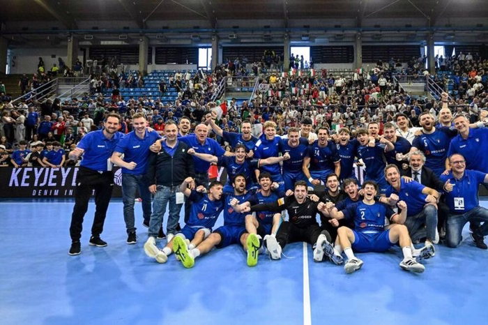 Pallamano: Italia, la “Notte Magica” di Faenza vale i Mondiali 2027. Azzurri in una nuova dimensione
