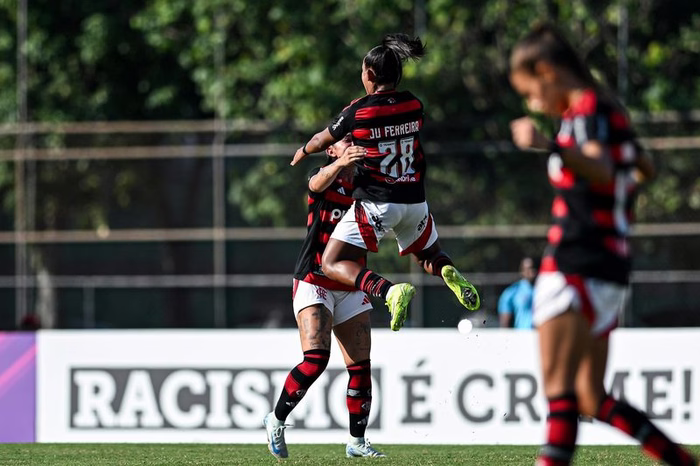 Cartola Feminino Petrobras: rodada #12 conta com oito jogos válidos; mercado fecha no sábado (23/05)
