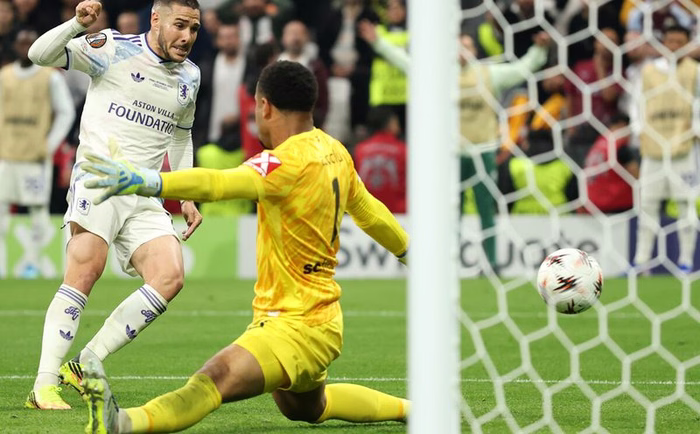 Finale verloren - Jetzt Torhüter-Transfer?