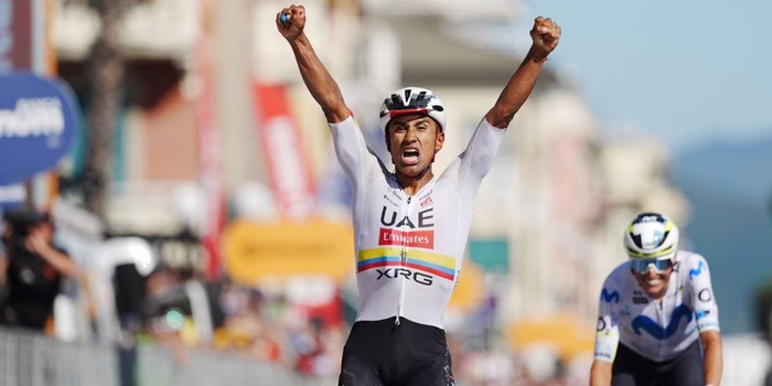 Giro d’Italia 2026, Narvaez cala il tris: vittoria a Chiavari davanti a Mas – SPORTFACE.IT