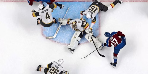 Golden Knights siegen in NHL zum Serienauftakt in Denver