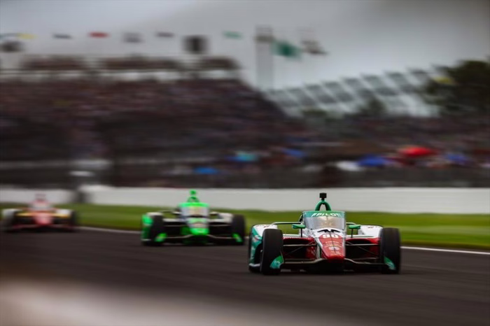 Dove vedere in tv la 500 Miglia di Indianapolis 2026: orario, programma, streaming