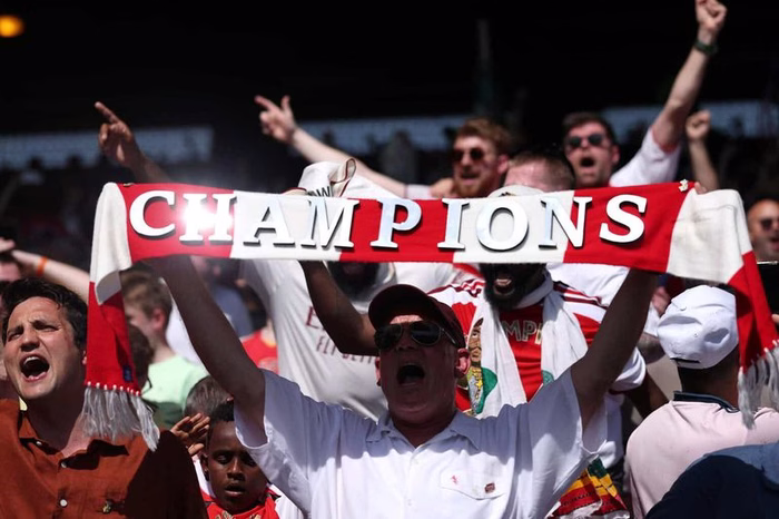 Ein neuer Meister und wankende Riesen: Das waren die Tops und Flops der Premier League